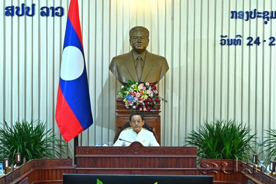 Government Holds Monthly Meeting for June 2025